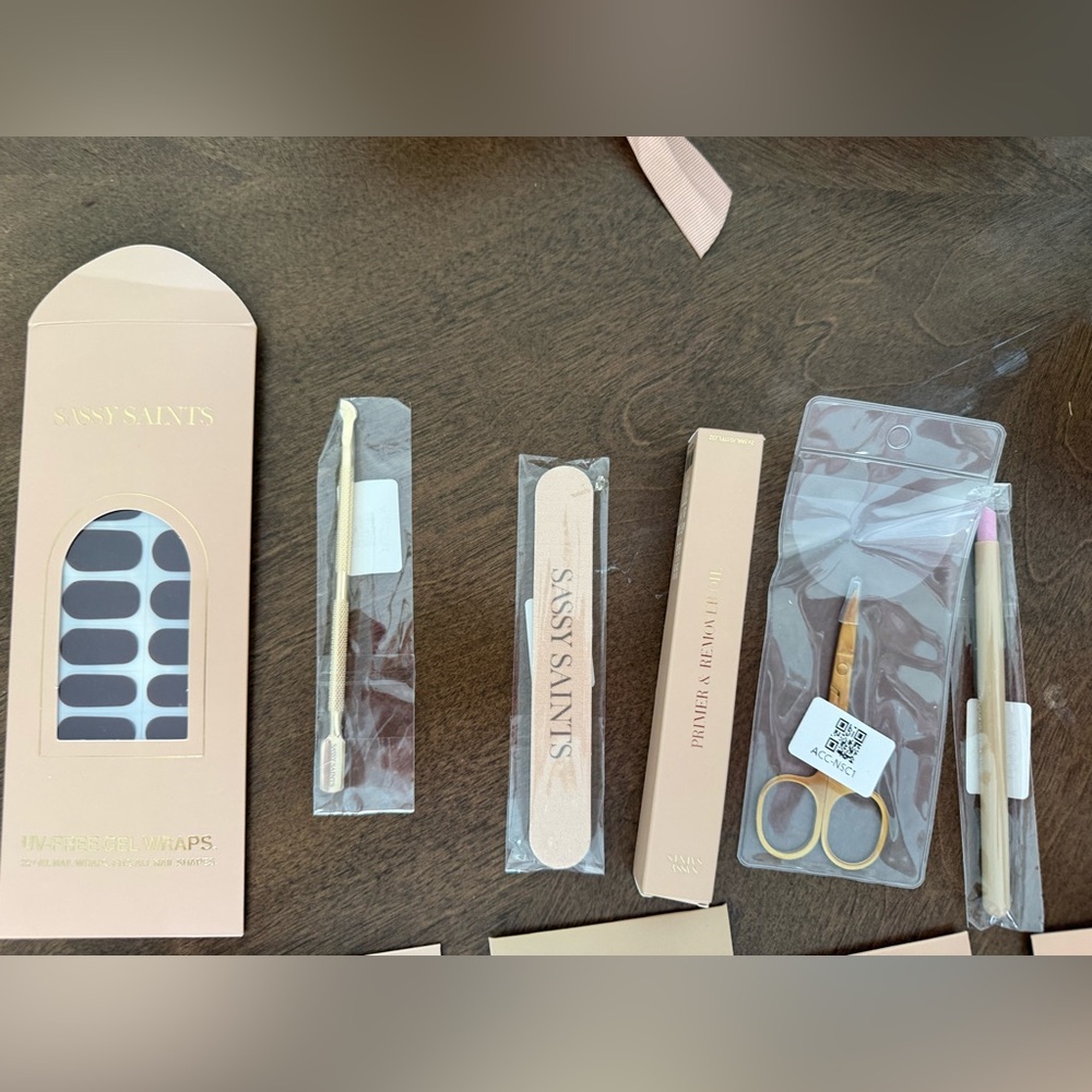 Sassy Saints Gel Nail Wraps - Assorted Pink & Neutral Shades - Picture 2 of 4